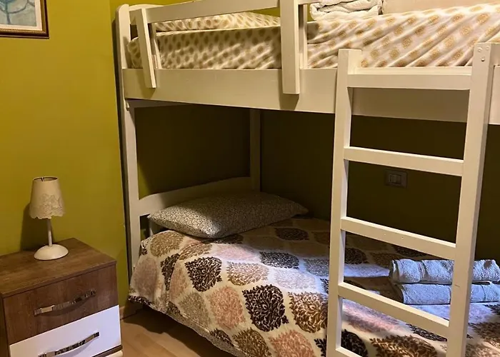 Orion 公寓 地拉那